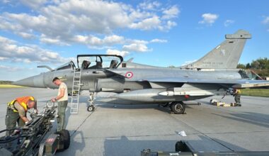 Prancūzija yra pasirengusi pagaminti iki 100 „Rafale“ naikintuvų Ukrainai, tačiau yra problema