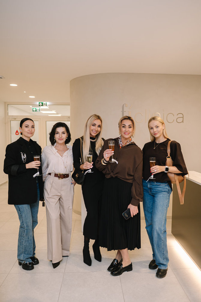 Organizatorių nuotr./Prancūziškos kosmetikos pristatyme žinomos Lietuvos moterys pasirodė be makiažo