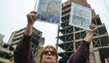 Šimtai žmonių Belgrade protestavo prieš Donaldo Trumpo žento projektą