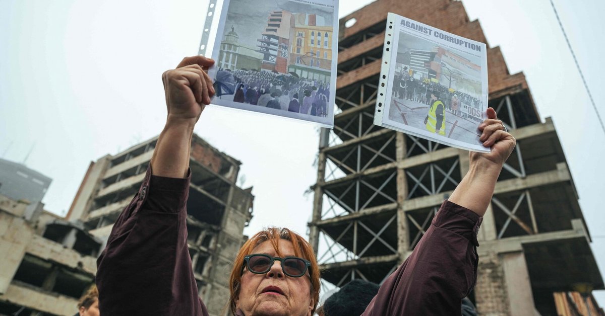 Šimtai žmonių Belgrade protestavo prieš Donaldo Trumpo žento projektą