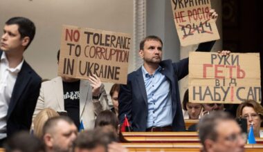 Tęsiantis aklavietei, Ukrainos kovos su korupcija agentūra surengė reidų energetikos sektoriuje