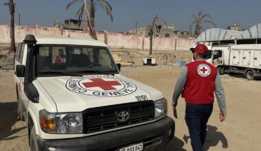 Izraelis: penktadienį perduoti trys kūnai nėra islamistų laikytų įkaitų palaikai