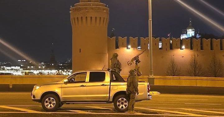 Kremlius griebiasi šiaudo: sugalvojo, kaip apsaugoti Ukrainos apšaudomas gamyklas