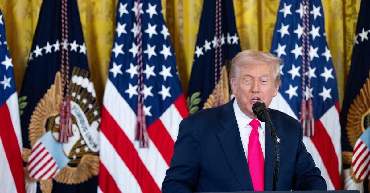 Donaldas Trumpas: demokratai skleidžia „Epsteino apgaulę“