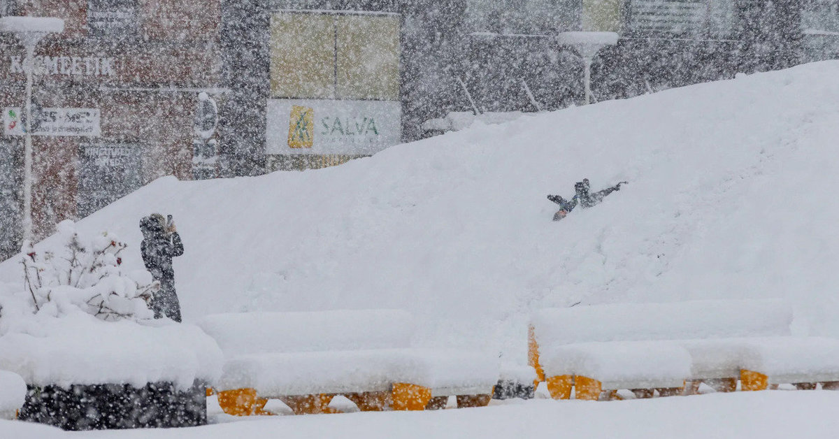 Estijoje – tikra žiemos pasaka: parodė, kiek iškrito sniego