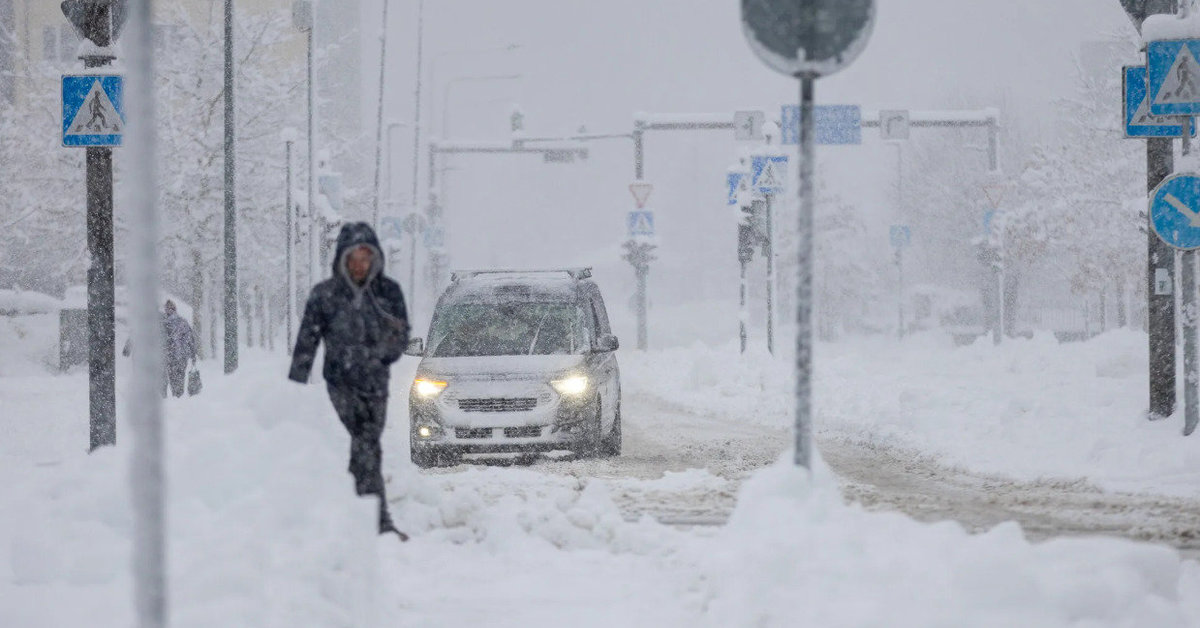 Lenkijos sinoptikai įspėja dėl labai pavojingų orų: gali priversti iki pusės metro sniego
