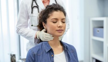 Endokrinologė paaiškina: kaip patiems laiku atpažinti pirmuosius strumos požymius