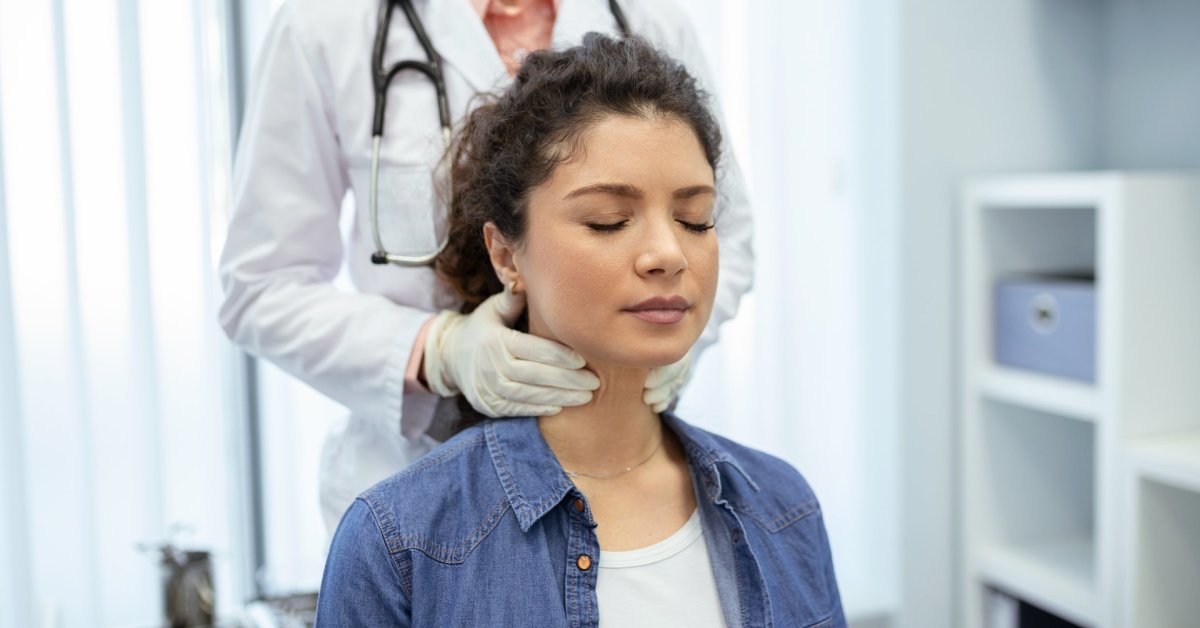 Endokrinologė paaiškina: kaip patiems laiku atpažinti pirmuosius strumos požymius