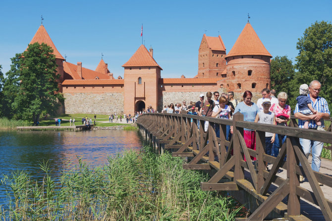 123rf.com nuotr. / Turistai Trakuose