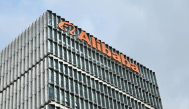Baltųjų rūmų vidinis raštas: „Alibaba“ padeda Kinijos kariuomenei taikytis į JAV