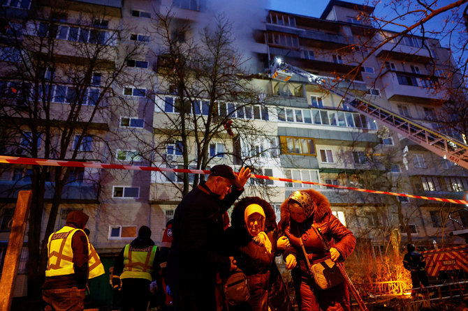 „Reuters“/„Scanpix“/Rusija atakavo Kyjivą
