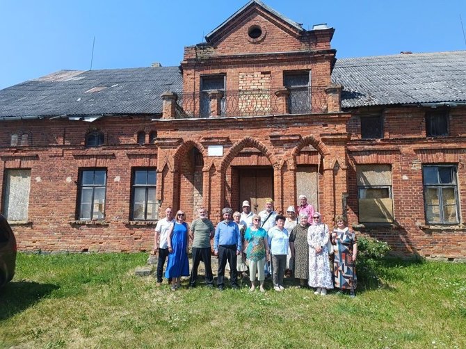 Ritos Bieliauskaitės asmeninio archyvo nuotr. / Vinkšnupių dvaro sodyboje svečiavosi totoriai (Vilkaviškio r.)