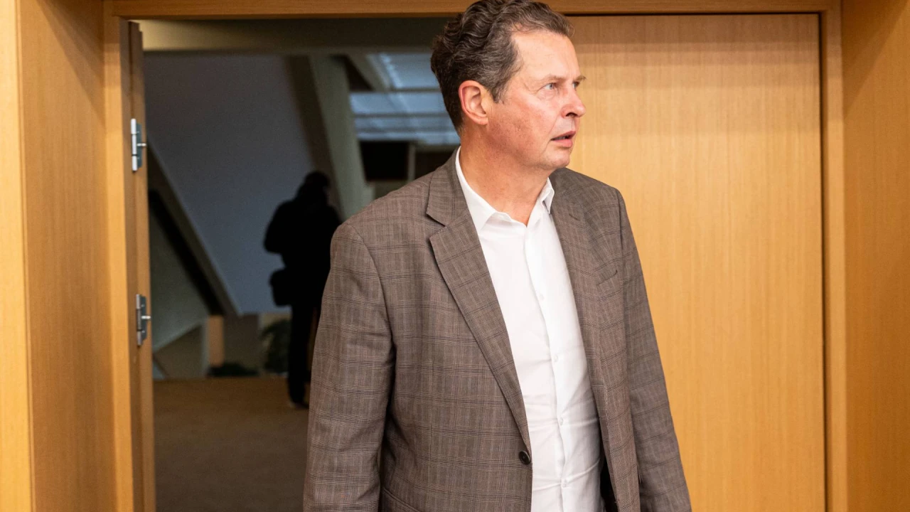 Kokie tikrieji gynybos pinigų parceliuotojų tikslai?