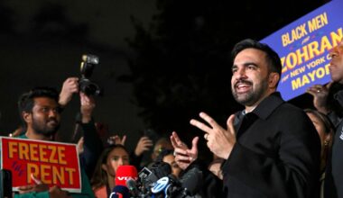 Niujorke veriasi opozicijos Trumpui frontas: mero postas prognozuojamas Zohranui Mamdani