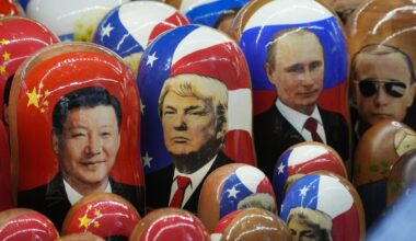 Trumpas: kalbu su Kinija ir Rusija dėl branduolinio nusiginklavimo