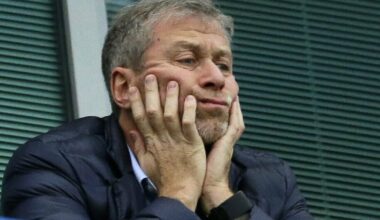 Pažadai pamiršti: Romanas Abramovičius pradėjo teisinę kovą dėl Ukrainai žadėtų milijardų