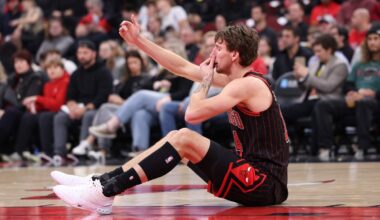 „Bulls“ agonijos fone – solidus Buzelio pasirodymas - Delfi