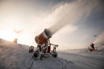 Sniego gaminimo įranga