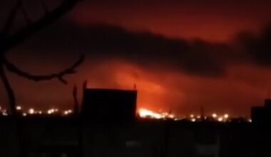 Karas Ukrainoje. Rusijoje – didžiulis gaisras: dronai smogė naftos gamyklai