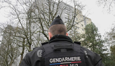 Prancūzijoje policija sučiupo antrą kalėjimo bėglį