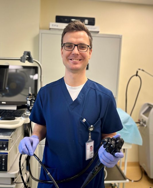 Benas Prušinskas (Santaros klinikų pranešimo spaudai nuotr.) 