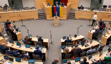 Seimas pritarė paprastesnėms fiskalinės drausmės taisyklėms | Verslas