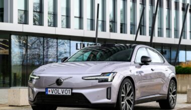 Lietuvoje debiutuoja visiškai elektrinis „Volvo ES90“, jau žinoma ir elektromobilio kaina