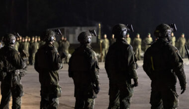 Europa ragina siųsti Vokietijos karius į Ukrainą, bet su kita vėliava