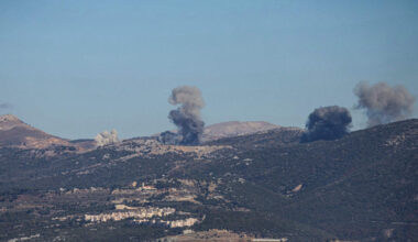 Izraelio kariuomenė teigia smogusi „Hezbollah“ taikiniams Libane