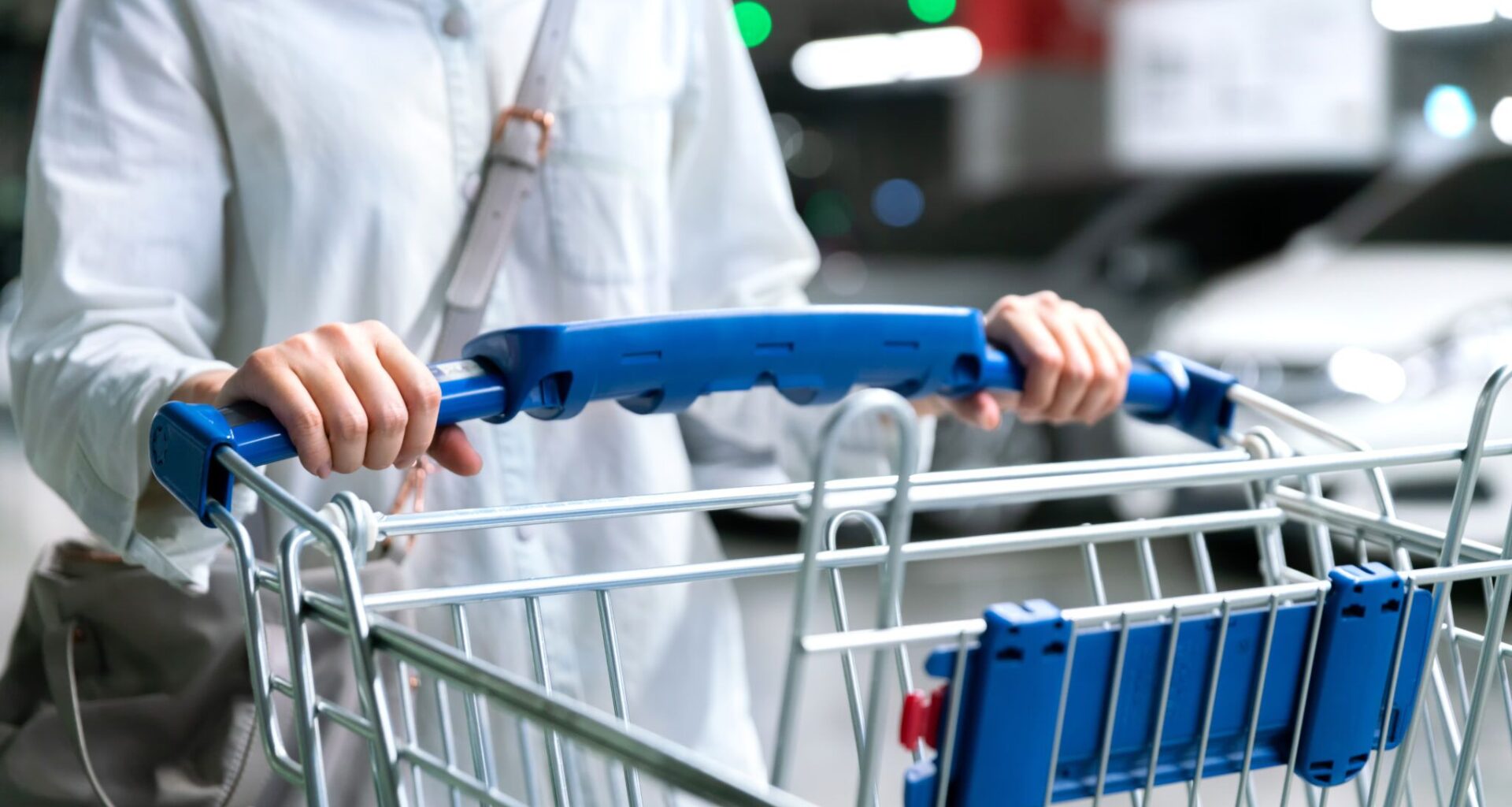 Analitikai: metų pabaigoje infliacija išsikvėpė, bet sausį vėl šoktels į viršų