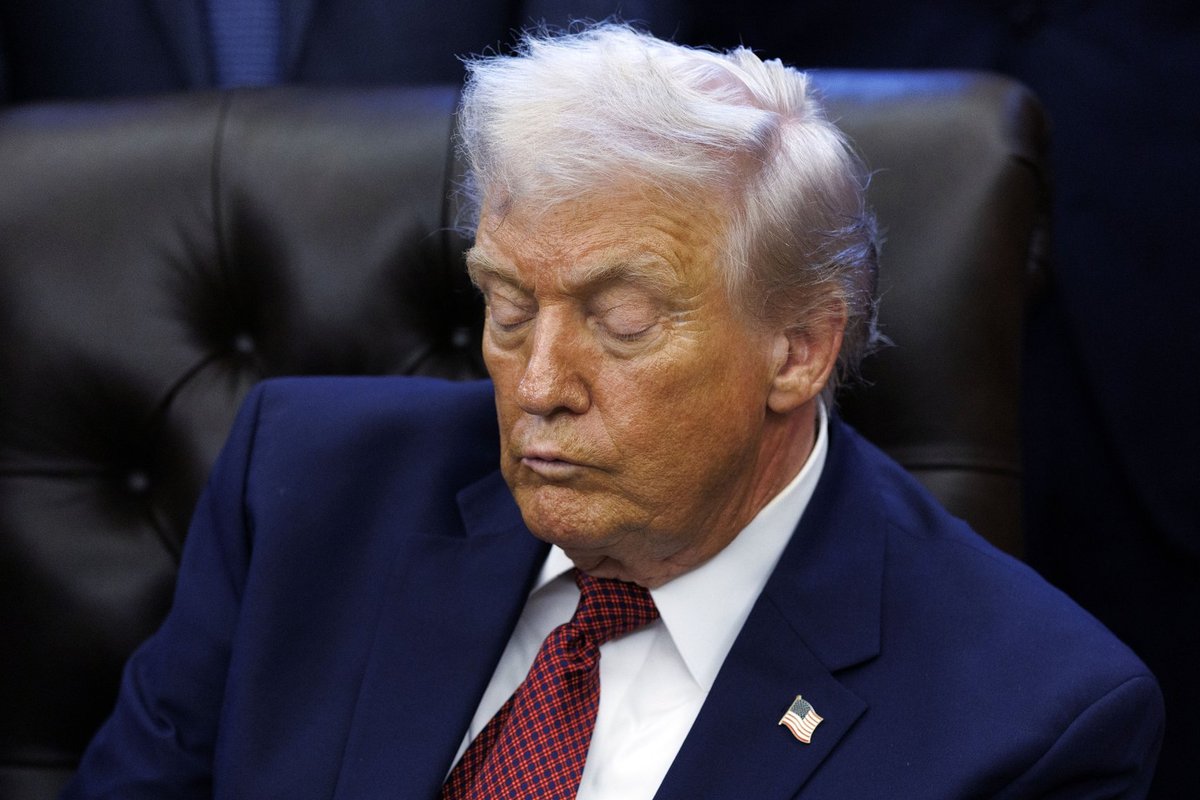 Trumpas pasamdė naują architektą Baltųjų rūmų pokylių salei statyti