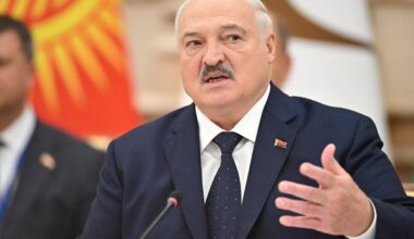 Iš Lukašenkos atstovės – grasinimai Lietuvai