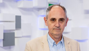 Aštrus britų žurnalisto Lucaso patarimas Lietuvai: „Nustokite nerimauti, ką apie jus galvoja pasaulis“ | Kultūra