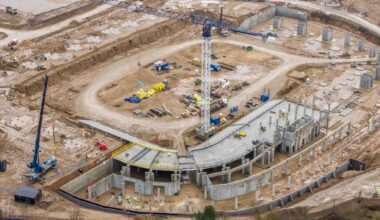 Nacionaliniame stadione iškilo pirmoji tribūna (nuotraukos)