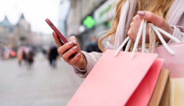 Juodoji išpardavimų savaitė: dauguma žadėjo nieko nepirkti, bet išleido trečdaliu daugiau nei pernai