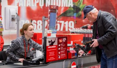 Ateityje apsipirkinėsime kitaip? Atsakė, kas išnyks greičiau – savitarnos kasos ar gyvi pardavėjai