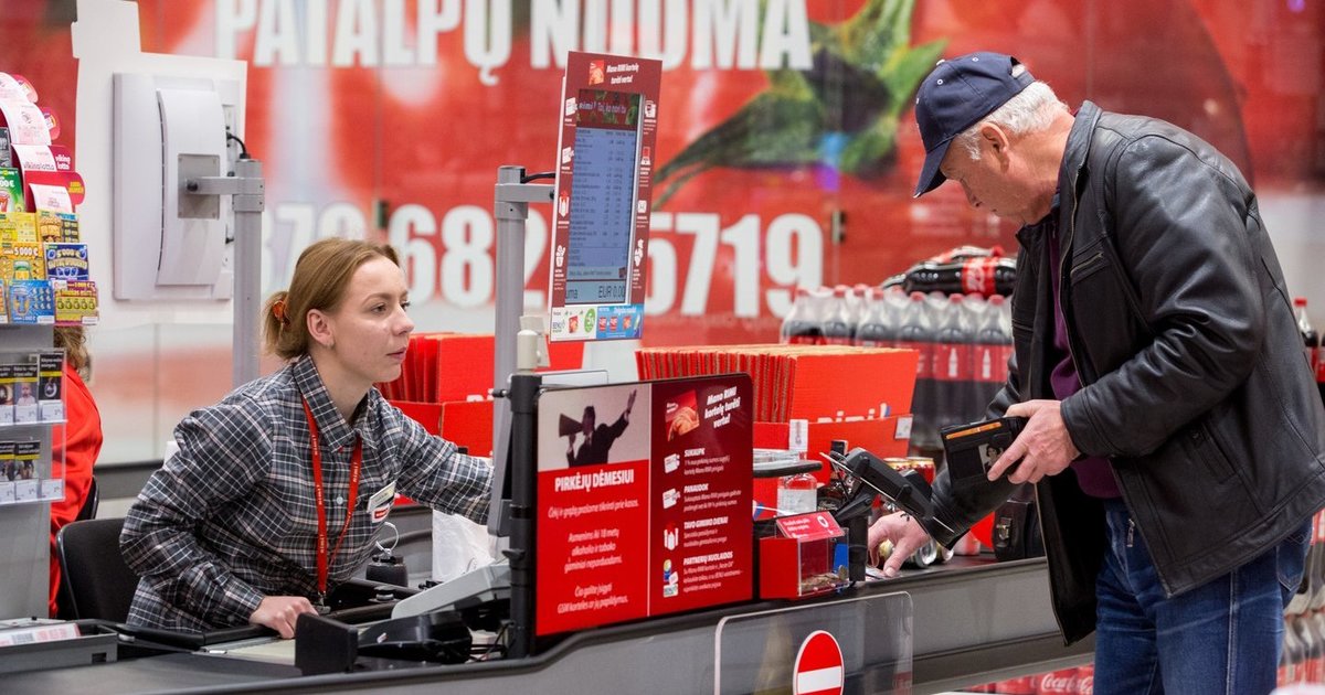 Ateityje apsipirkinėsime kitaip? Atsakė, kas išnyks greičiau – savitarnos kasos ar gyvi pardavėjai