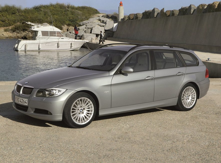 BMW 320d Touring (nuotr. gamintojo)