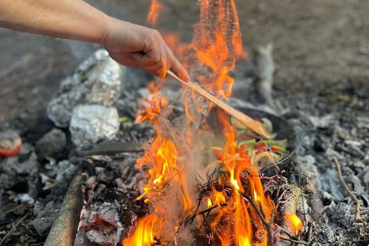 Joniškio rajone nuo laužo apdegė berniukas ir vyras