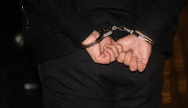 Šiauliuose „ištroškęs“ vyras apvogė degalinę