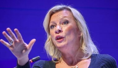 Po NATO kalbų apie „prevencinį smūgį“ – aršus Kremliaus įspėjimas