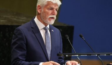 Čekijos prezidentas: Putino pergalė reikštų Vakarų parklupdymą