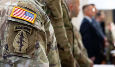 Didėjant JAV kariniam spaudimui Venesueloje prisaikdinta 5,6 tūkst. karių