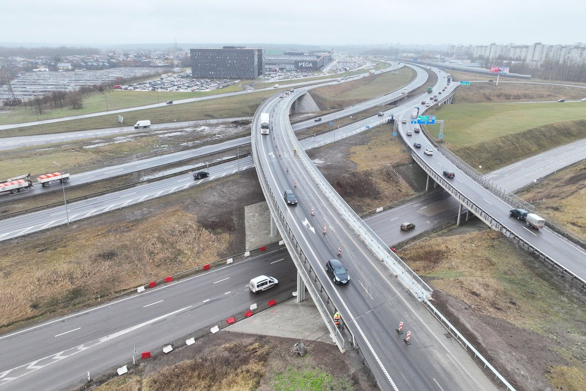 Puiki žinia vairuotojams: baigtas tvarkyti svarbus transporto mazgas magistralėje A5