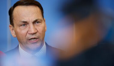 Iš Sikorskio – sarkastiška žinutė Rusijos propagandistams