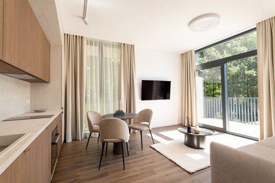 Apartamentai apgalvoti ir įrengti iki menkiausių detalių.