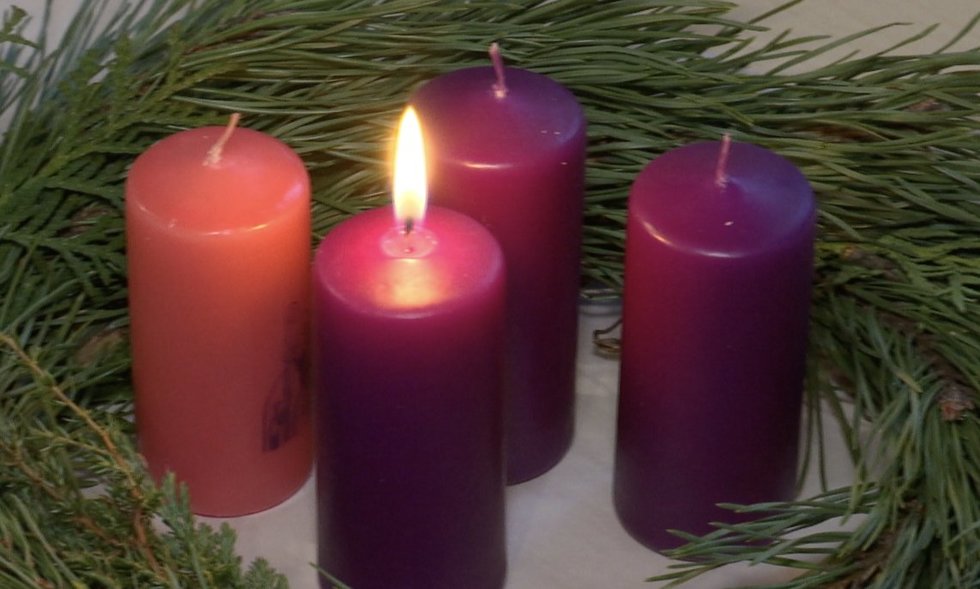 Prasideda Adventas: dvasininkai ir etnininės kultūros žinovai ragina šį laiką praleisti ypatingai (nuotr. stop kadras)