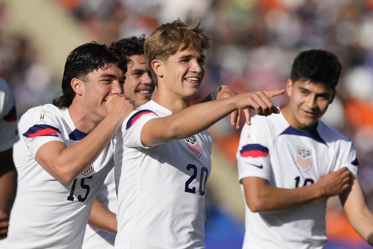 Anglijos grando akiratyje – lietuvių kilmės futbolininkas