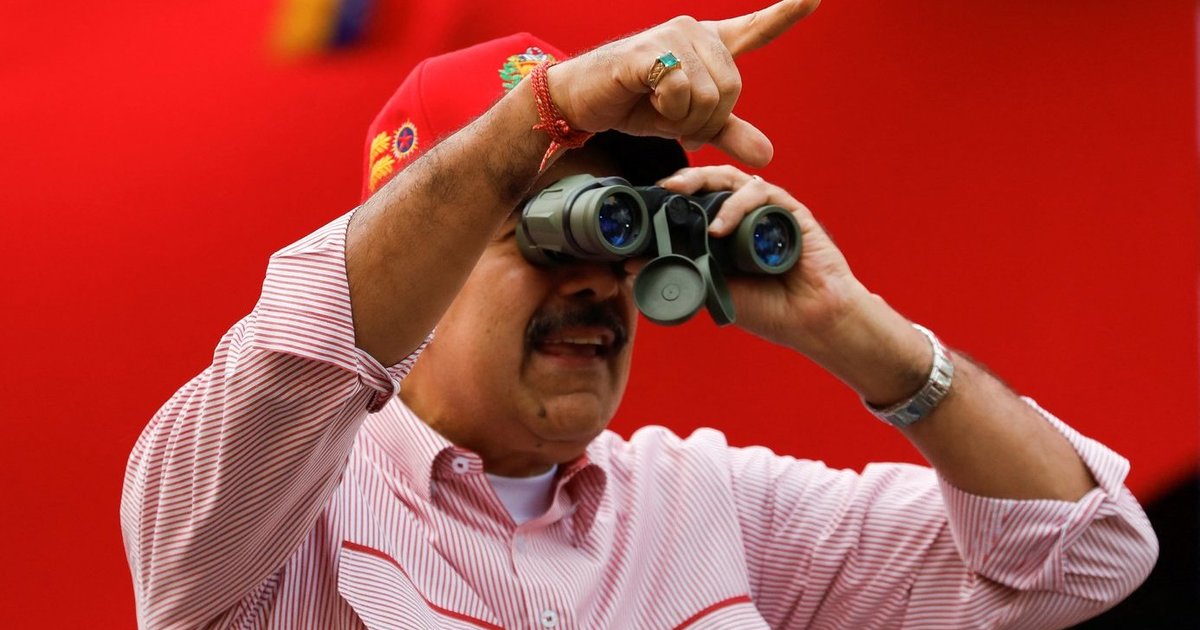 JAV paskelbė sankcijas Maduro artimiesiems ir Venesuelos naftos sektoriaus bendrovėms