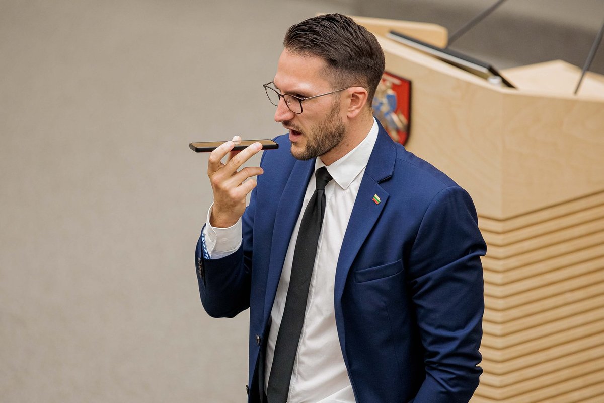 Laiškų siuntėjams Neimantas siūlo kreiptis į gydytoją